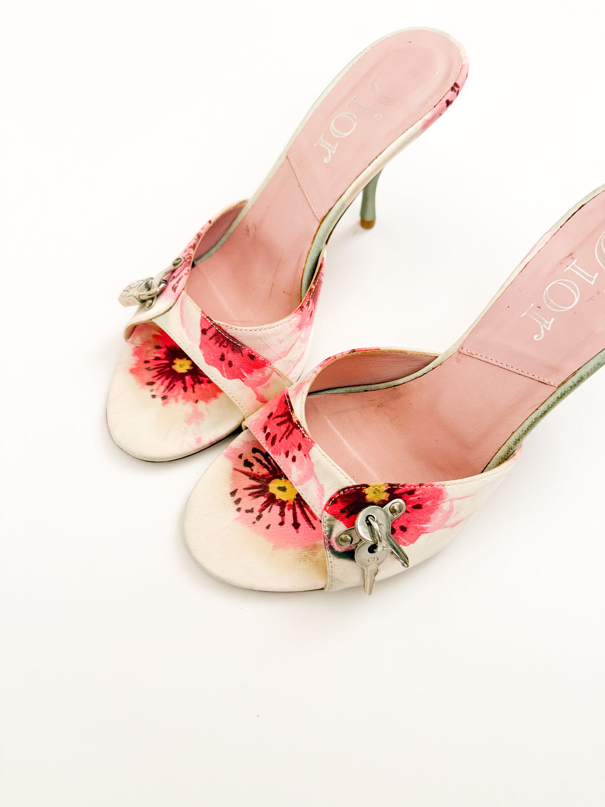 Christian Dior S/S 2005 Pink Floral Lock & Key Heels