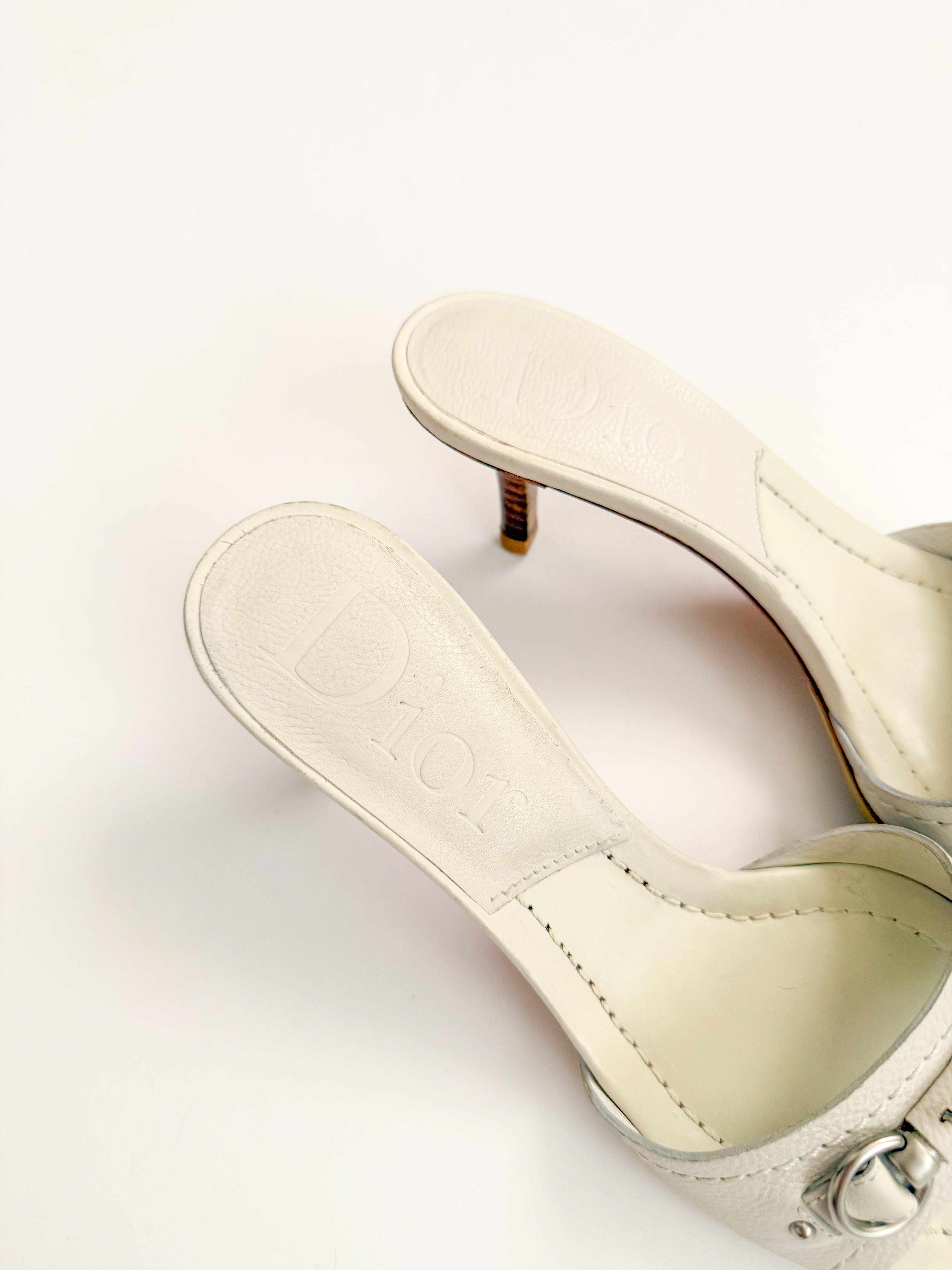 Christian Dior White Leather Silver Bar Kitten Heels