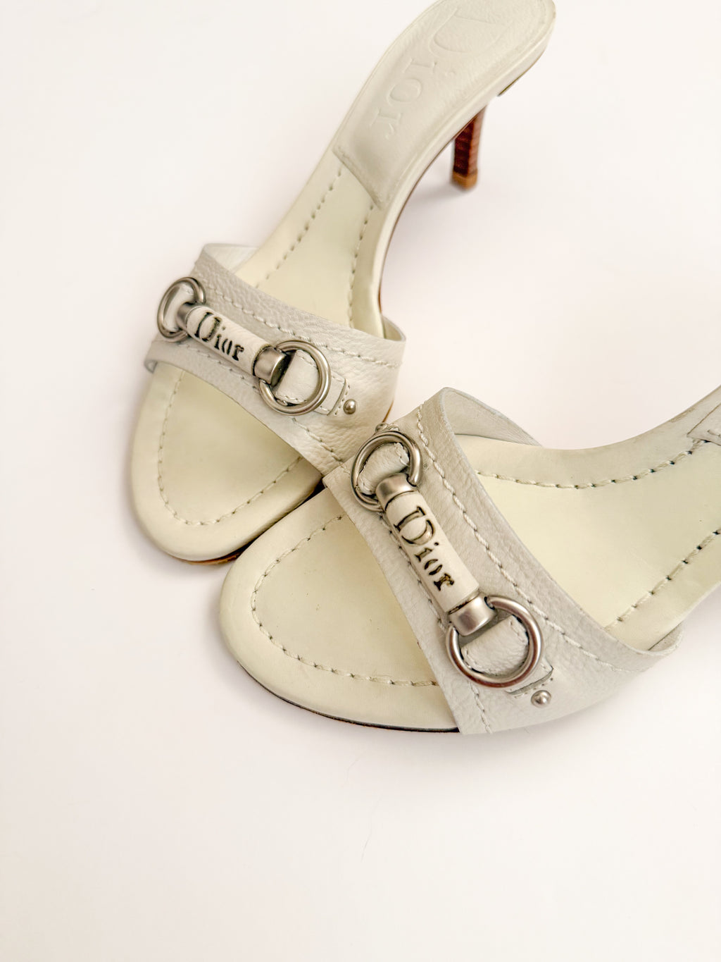 Christian Dior White Leather Silver Bar Kitten Heels