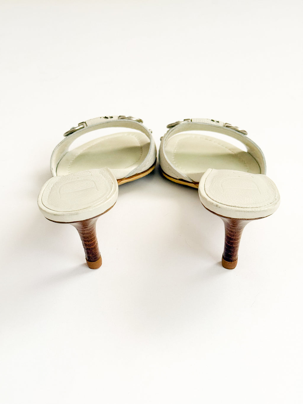 Christian Dior White Leather Silver Bar Kitten Heels