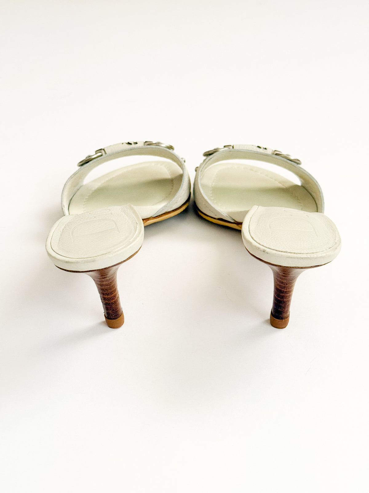 Christian Dior White Leather Silver Bar Kitten Heels