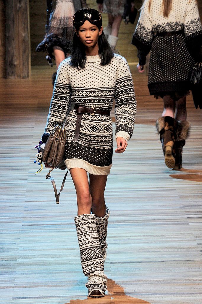 D&G F/W 2010 Black & White Wool Sweater