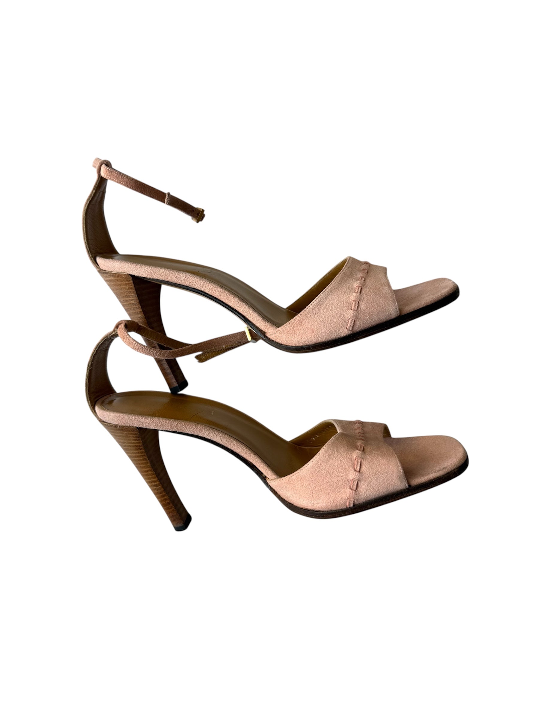Gucci Vintage Baby Pink Suede Heels